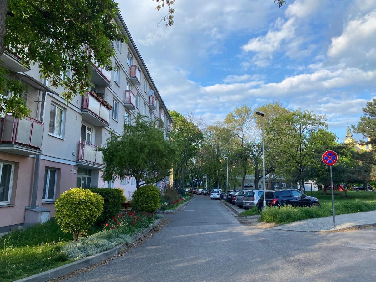 Apartment City Centrum Nitra Exteriör bild